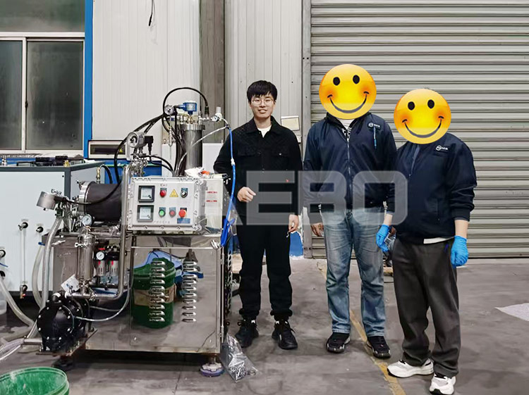 杭州某科技股份有限公司，5L棒塊陶瓷砂磨機(jī)調(diào)試成功